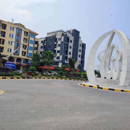 Lavish Residency Guest House Fasial Town Rawalpindi Exterior foto